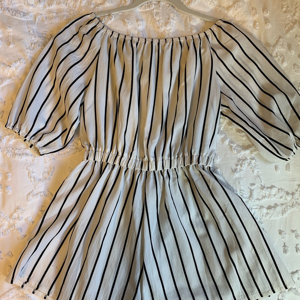 Striped romper - Picture 2 of 2